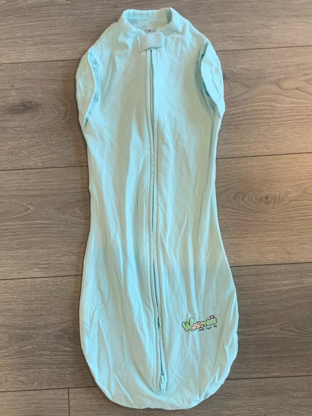 Woombie Convertible Green Swaddle 20-25 lbs